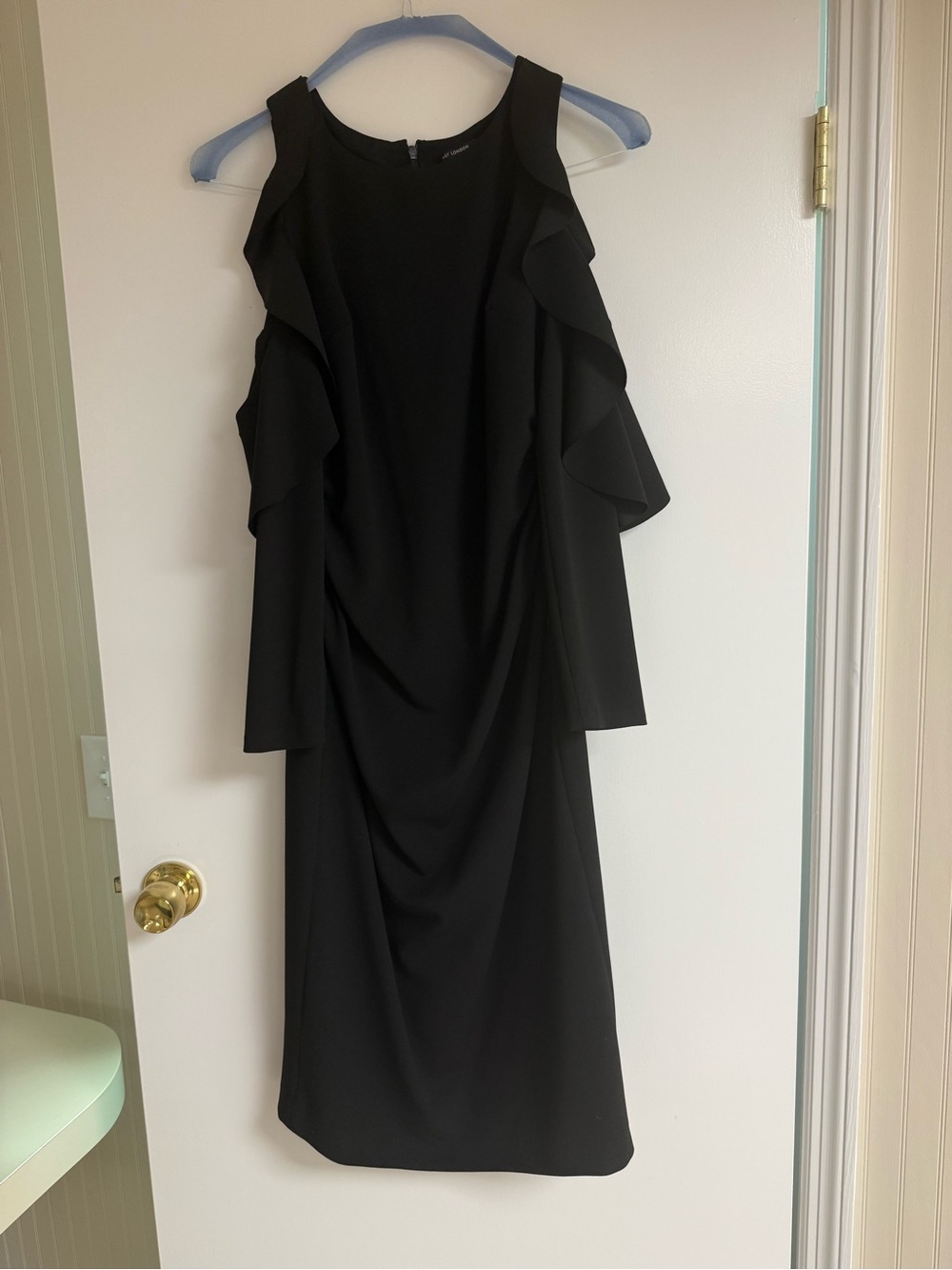 Maggy London Elegant Black Ruffle Cold-Shoulder Midi BlackDress